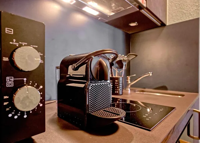 Bank House L 206 - Griwa Rent *