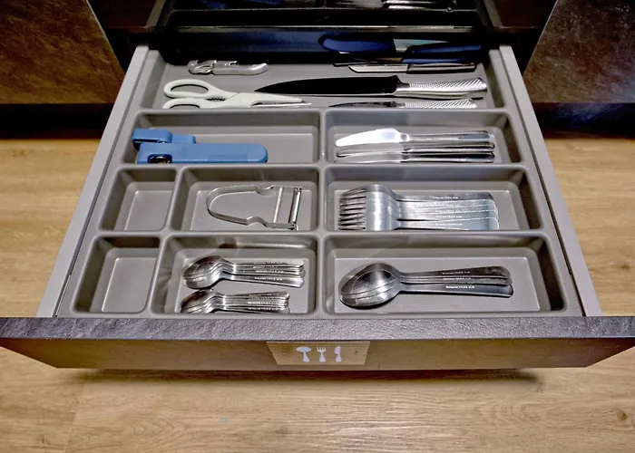 Bank House L 206 - Griwa Rent * אינטרלאקן