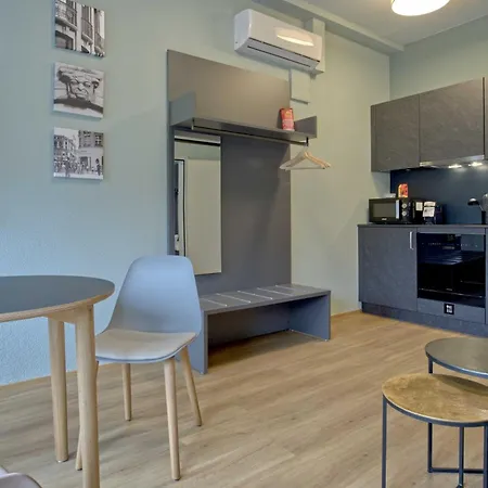 Bank House L 206 - Griwa Rent Lejlighed *